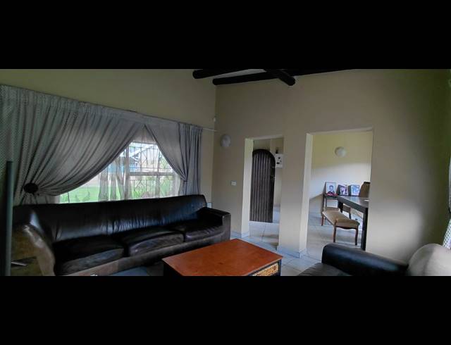 3 BEDROOM FREESTANDING TO LET IN ROODEKOP
